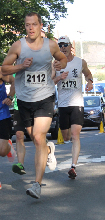 IMG_1083-337x700